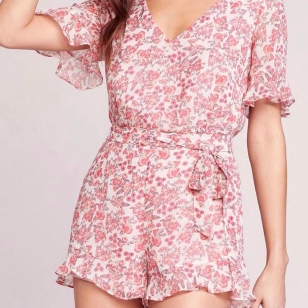 BB DAKOTA
PICKING ROSES ROMPER